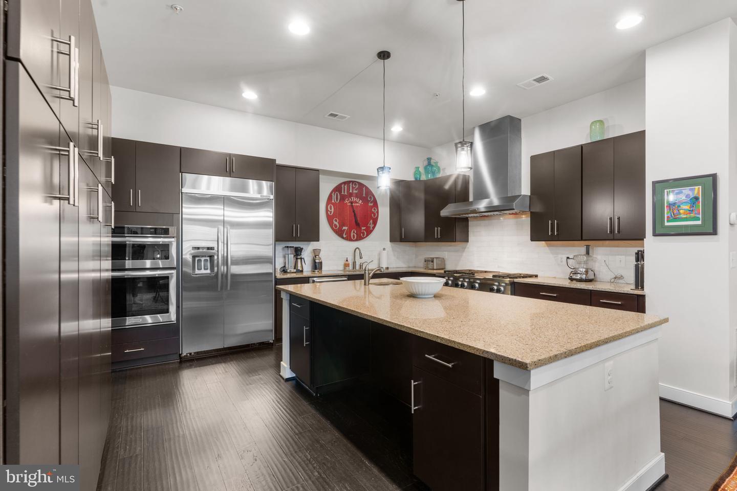 724 E HOWELL AVE, ALEXANDRIA, Virginia 22301, 3 Bedrooms Bedrooms, ,3 BathroomsBathrooms,Residential,For sale,724 E HOWELL AVE,VAAX2045014 MLS # VAAX2045014