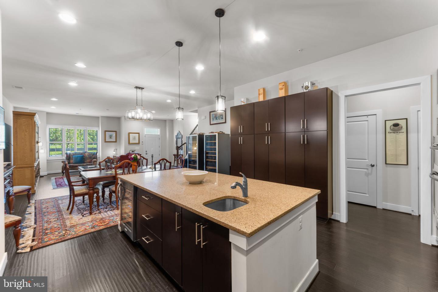 724 E HOWELL AVE, ALEXANDRIA, Virginia 22301, 3 Bedrooms Bedrooms, ,3 BathroomsBathrooms,Residential,For sale,724 E HOWELL AVE,VAAX2045014 MLS # VAAX2045014