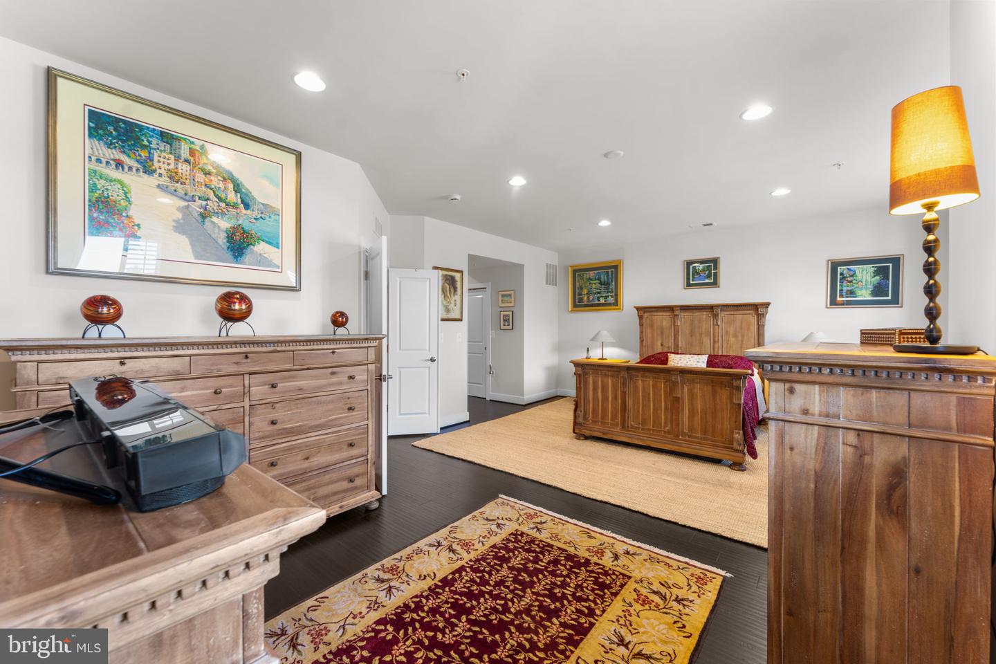 724 E HOWELL AVE, ALEXANDRIA, Virginia 22301, 3 Bedrooms Bedrooms, ,3 BathroomsBathrooms,Residential,For sale,724 E HOWELL AVE,VAAX2045014 MLS # VAAX2045014
