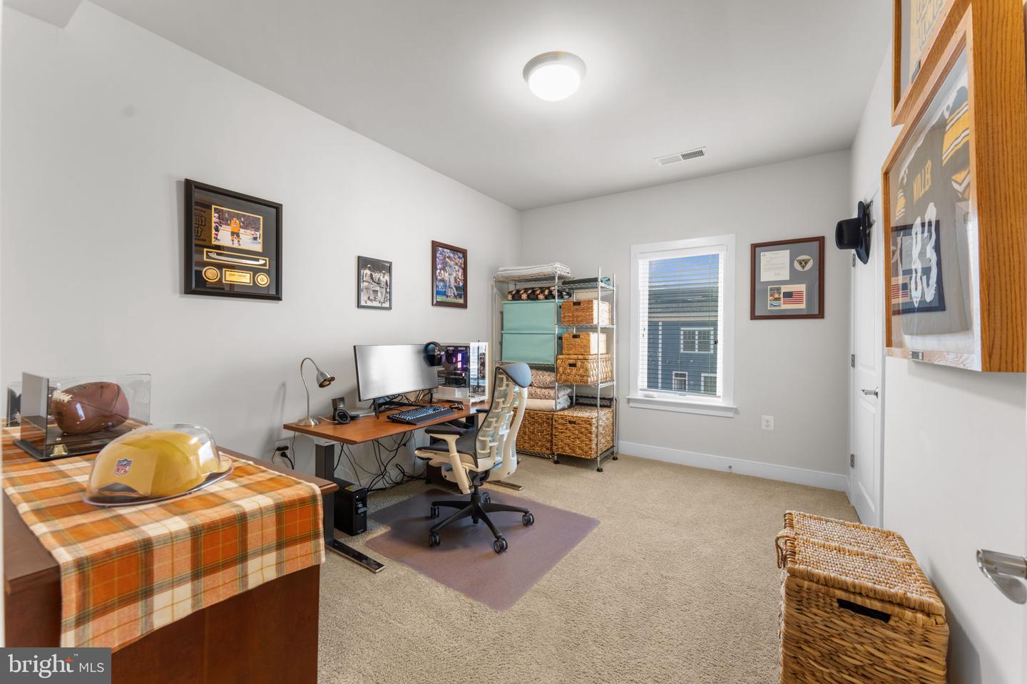 724 E HOWELL AVE, ALEXANDRIA, Virginia 22301, 3 Bedrooms Bedrooms, ,3 BathroomsBathrooms,Residential,For sale,724 E HOWELL AVE,VAAX2045014 MLS # VAAX2045014
