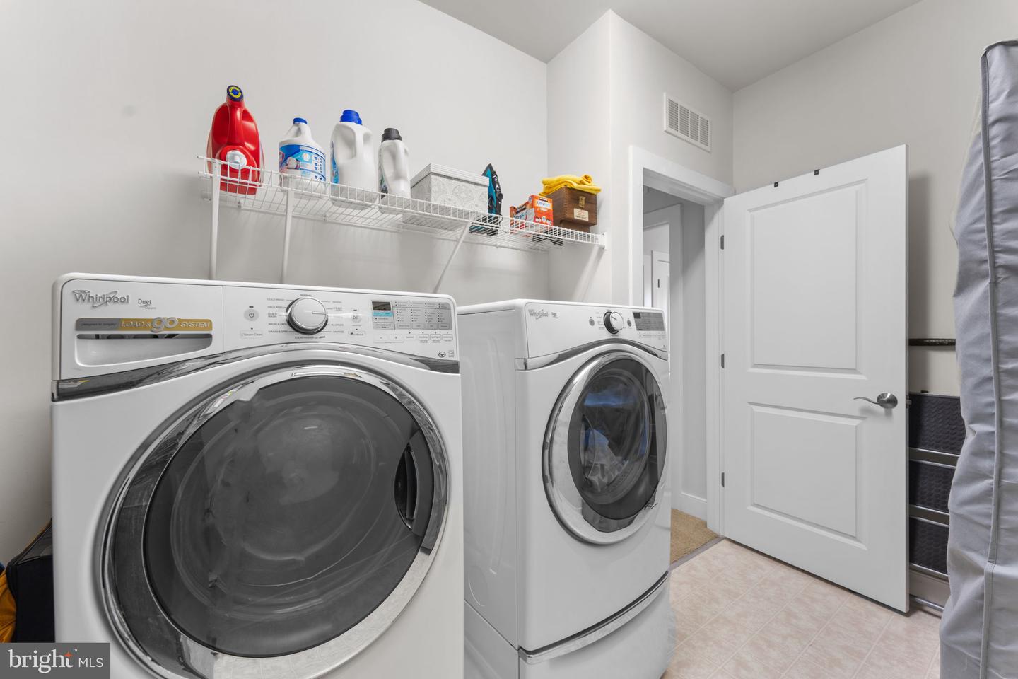 724 E HOWELL AVE, ALEXANDRIA, Virginia 22301, 3 Bedrooms Bedrooms, ,3 BathroomsBathrooms,Residential,For sale,724 E HOWELL AVE,VAAX2045014 MLS # VAAX2045014