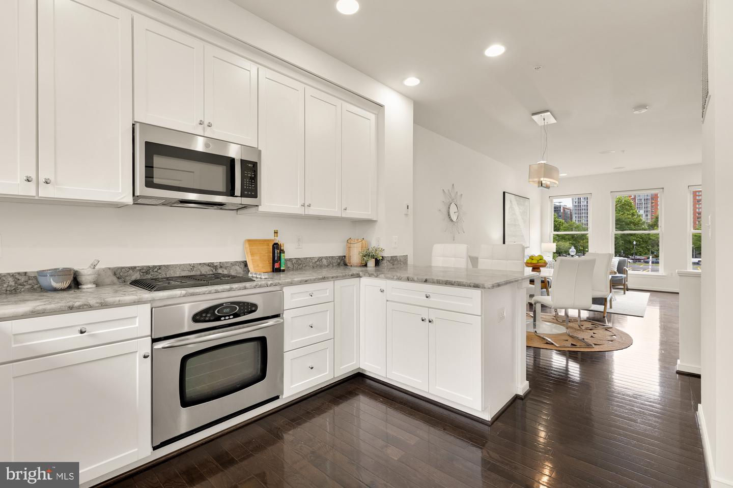 906 3RD ST SE, WASHINGTON, District Of Columbia 20003, 3 Bedrooms Bedrooms, ,2 BathroomsBathrooms,Residential,For sale,906 3RD ST SE,DCDC2199250 MLS # DCDC2199250