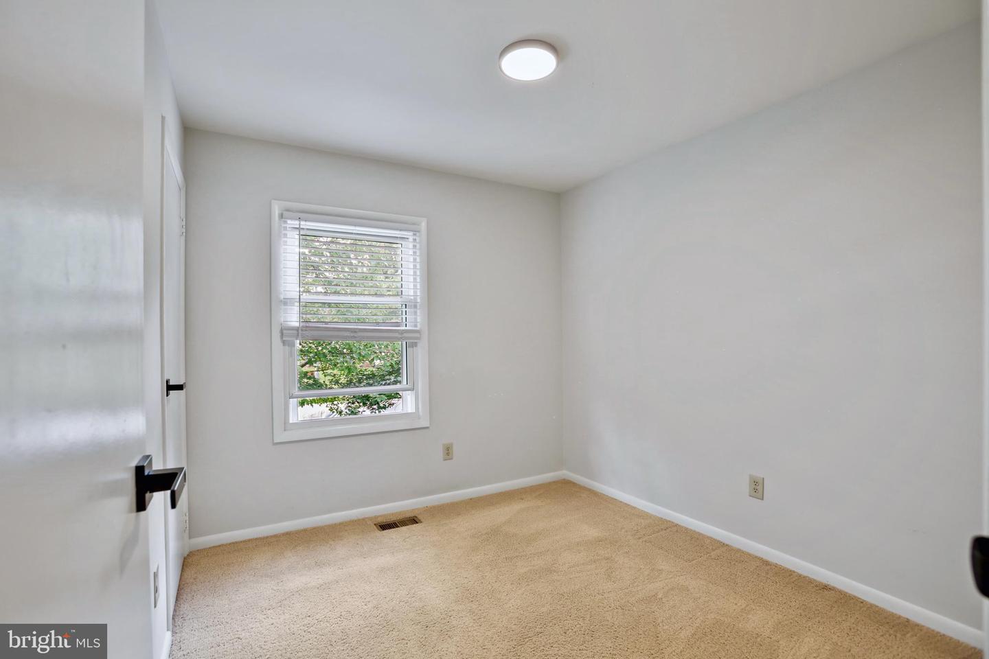 1218 SUMMERFIELD DR, HERNDON, Virginia 20170, 4 Bedrooms Bedrooms, ,3 BathroomsBathrooms,Residential,For sale,1218 SUMMERFIELD DR,VAFX2238954 MLS # VAFX2238954
