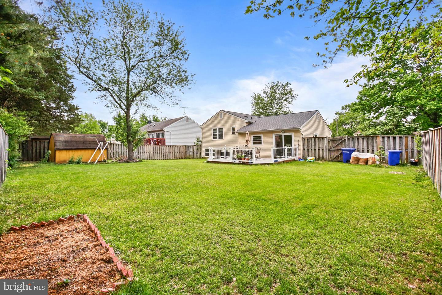 1218 SUMMERFIELD DR, HERNDON, Virginia 20170, 4 Bedrooms Bedrooms, ,3 BathroomsBathrooms,Residential,For sale,1218 SUMMERFIELD DR,VAFX2238954 MLS # VAFX2238954