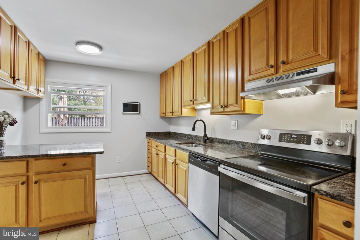 1218 SUMMERFIELD DR, HERNDON, Virginia 20170, 4 Bedrooms Bedrooms, ,3 BathroomsBathrooms,Residential,For sale,1218 SUMMERFIELD DR,VAFX2238954 MLS # VAFX2238954