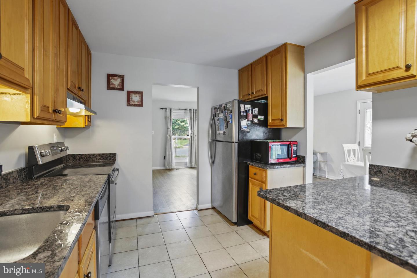 1218 SUMMERFIELD DR, HERNDON, Virginia 20170, 4 Bedrooms Bedrooms, ,3 BathroomsBathrooms,Residential,For sale,1218 SUMMERFIELD DR,VAFX2238954 MLS # VAFX2238954