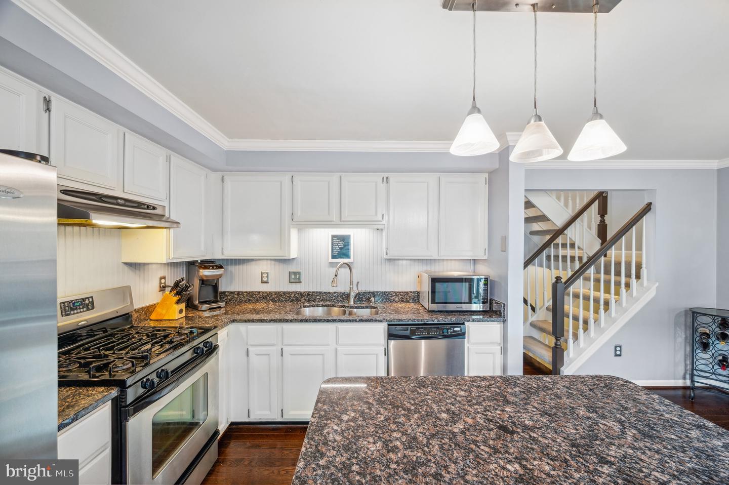 14653 WINTERFIELD DR, CENTREVILLE, Virginia 20120, 3 Bedrooms Bedrooms, ,3 BathroomsBathrooms,Residential,For sale,14653 WINTERFIELD DR,VAFX2239084 MLS # VAFX2239084