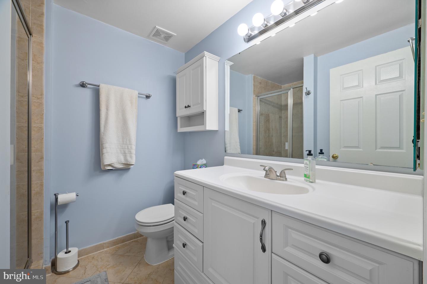 14653 WINTERFIELD DR, CENTREVILLE, Virginia 20120, 3 Bedrooms Bedrooms, ,3 BathroomsBathrooms,Residential,For sale,14653 WINTERFIELD DR,VAFX2239084 MLS # VAFX2239084