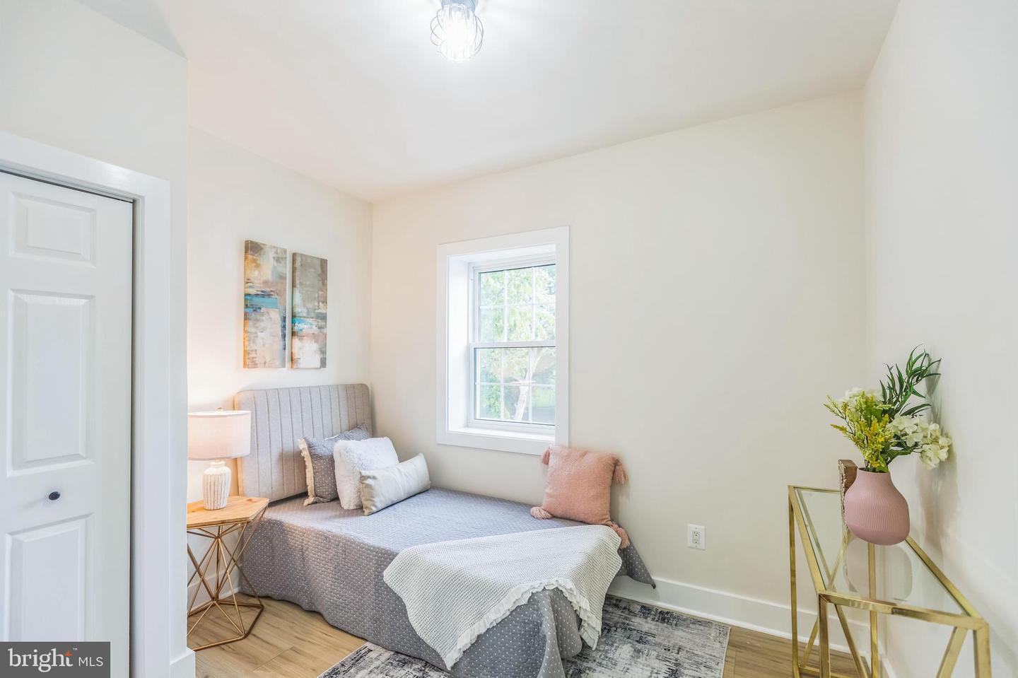 1129 8TH ST NE, WASHINGTON, District Of Columbia 20002, 4 Bedrooms Bedrooms, ,3 BathroomsBathrooms,Residential,For sale,1129 8TH ST NE,DCDC2199582 MLS # DCDC2199582