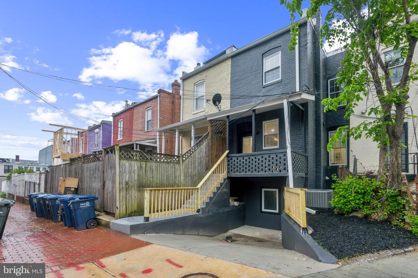 1129 8TH ST NE, WASHINGTON, District Of Columbia 20002, 4 Bedrooms Bedrooms, ,3 BathroomsBathrooms,Residential,For sale,1129 8TH ST NE,DCDC2199582 MLS # DCDC2199582