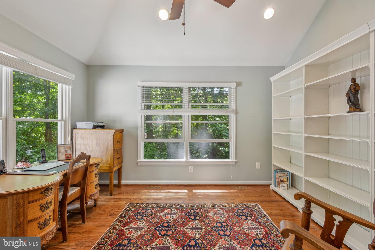 6813 JEREMIAH CT, FAIRFAX STATION, Virginia 22039, 4 Bedrooms Bedrooms, 15 Rooms Rooms,3 BathroomsBathrooms,Residential,For sale,6813 JEREMIAH CT,VAFX2239478 MLS # VAFX2239478