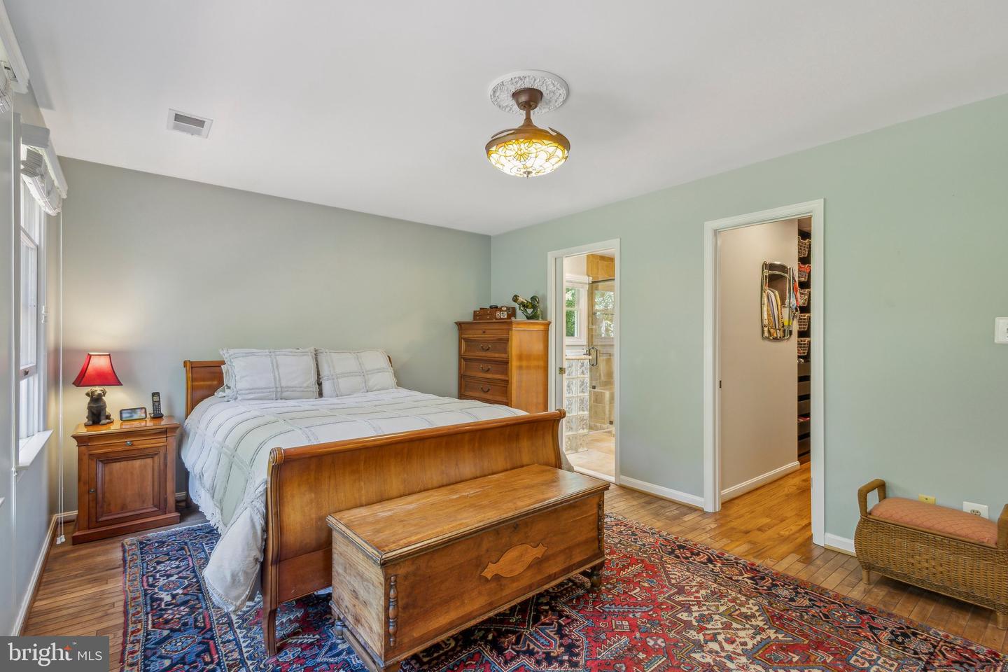 6813 JEREMIAH CT, FAIRFAX STATION, Virginia 22039, 4 Bedrooms Bedrooms, 15 Rooms Rooms,3 BathroomsBathrooms,Residential,For sale,6813 JEREMIAH CT,VAFX2239478 MLS # VAFX2239478