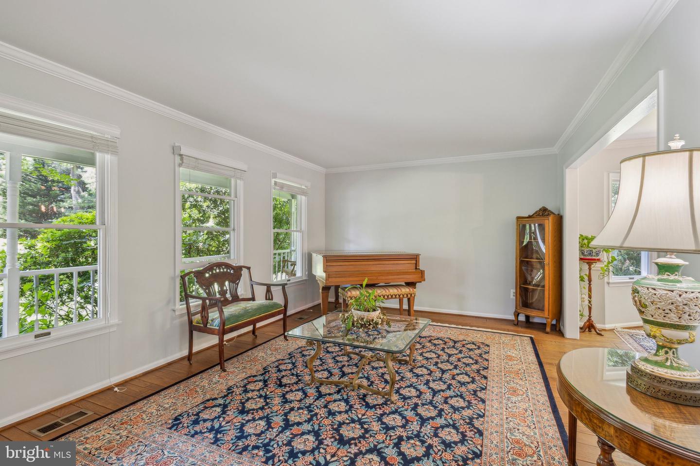 6813 JEREMIAH CT, FAIRFAX STATION, Virginia 22039, 4 Bedrooms Bedrooms, 15 Rooms Rooms,3 BathroomsBathrooms,Residential,For sale,6813 JEREMIAH CT,VAFX2239478 MLS # VAFX2239478