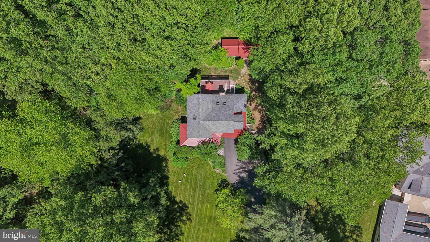 6813 JEREMIAH CT, FAIRFAX STATION, Virginia 22039, 4 Bedrooms Bedrooms, 15 Rooms Rooms,3 BathroomsBathrooms,Residential,For sale,6813 JEREMIAH CT,VAFX2239478 MLS # VAFX2239478