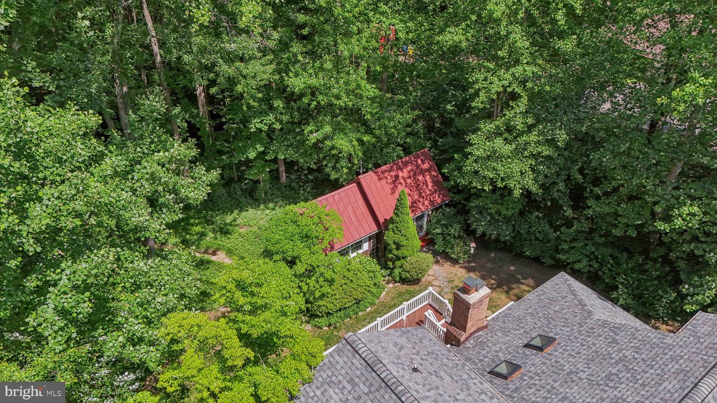 6813 JEREMIAH CT, FAIRFAX STATION, Virginia 22039, 4 Bedrooms Bedrooms, 15 Rooms Rooms,3 BathroomsBathrooms,Residential,For sale,6813 JEREMIAH CT,VAFX2239478 MLS # VAFX2239478