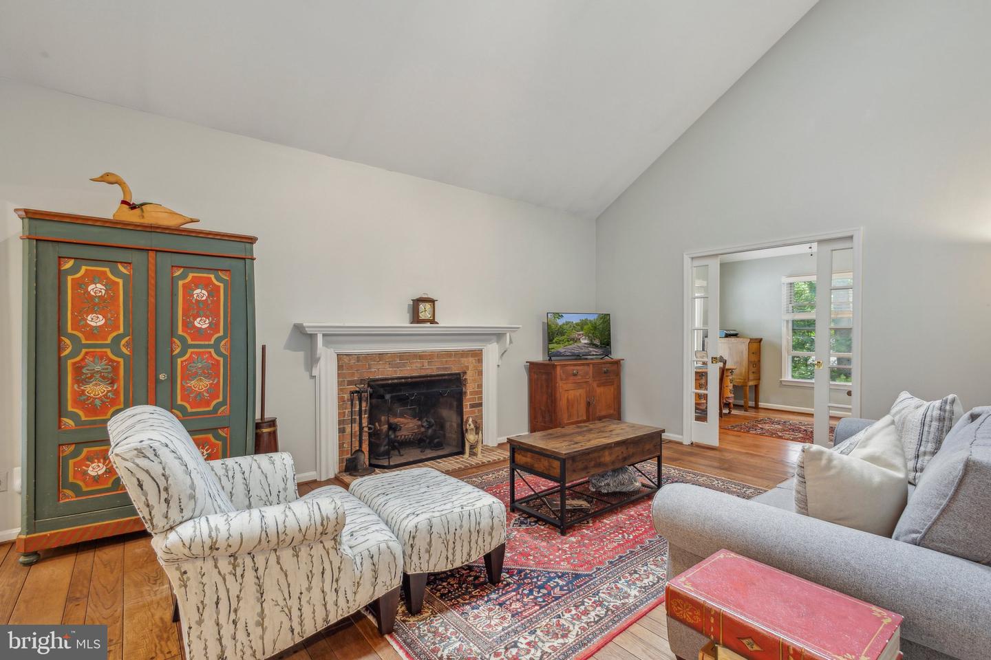 6813 JEREMIAH CT, FAIRFAX STATION, Virginia 22039, 4 Bedrooms Bedrooms, 15 Rooms Rooms,3 BathroomsBathrooms,Residential,For sale,6813 JEREMIAH CT,VAFX2239478 MLS # VAFX2239478
