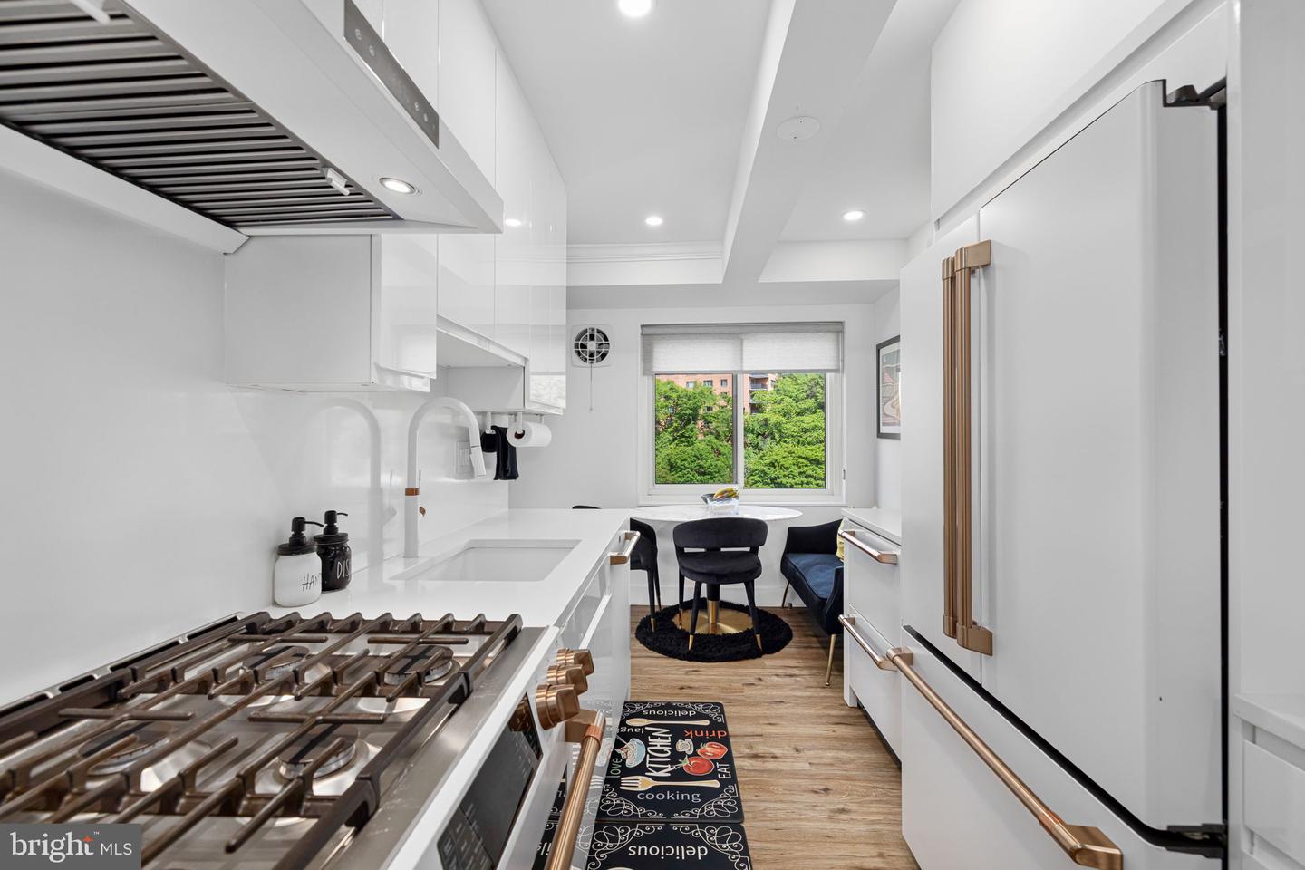 4201 CATHEDRAL AVE NW #415E, WASHINGTON, District Of Columbia 20016, 3 Bedrooms Bedrooms, ,2 BathroomsBathrooms,Residential,For sale,4201 CATHEDRAL AVE NW #415E,DCDC2199658 MLS # DCDC2199658