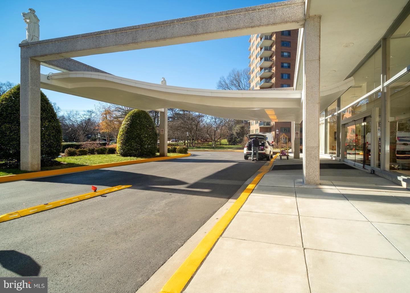 4201 CATHEDRAL AVE NW #415E, WASHINGTON, District Of Columbia 20016, 3 Bedrooms Bedrooms, ,2 BathroomsBathrooms,Residential,For sale,4201 CATHEDRAL AVE NW #415E,DCDC2199658 MLS # DCDC2199658