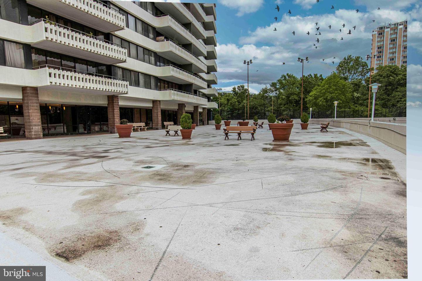 6301 STEVENSON AVE #602, ALEXANDRIA, Virginia 22304, 3 Bedrooms Bedrooms, ,2 BathroomsBathrooms,Residential,For sale,6301 STEVENSON AVE #602,VAAX2045134 MLS # VAAX2045134
