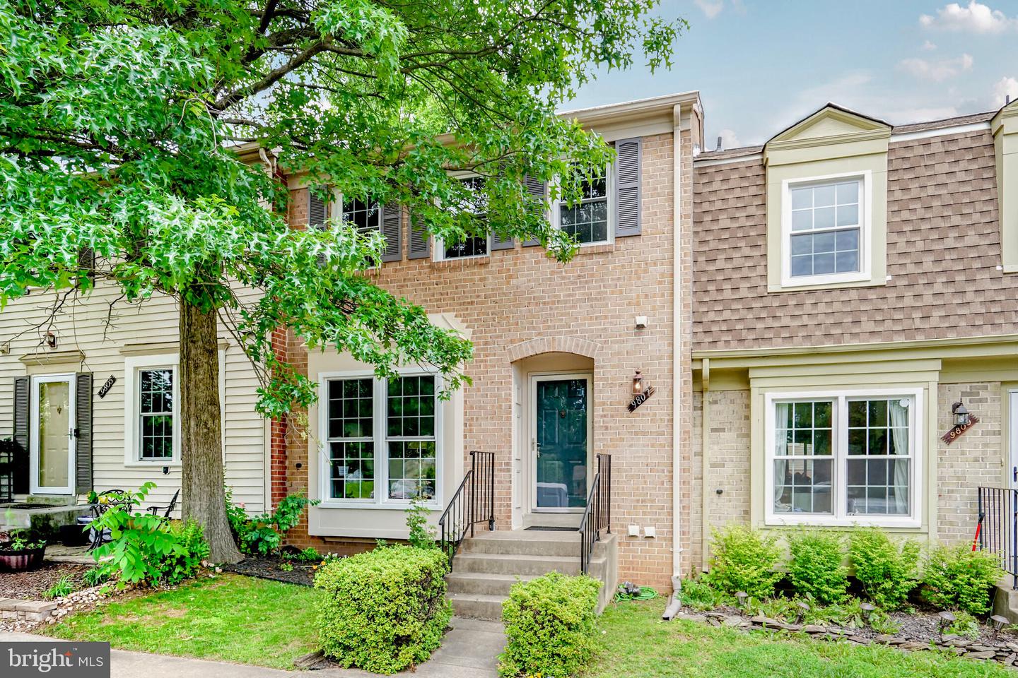 9807 SPILLWAY CT, BURKE, Virginia 22015, 3 Bedrooms Bedrooms, ,2 BathroomsBathrooms,Residential,For sale,9807 SPILLWAY CT,VAFX2239572 MLS # VAFX2239572