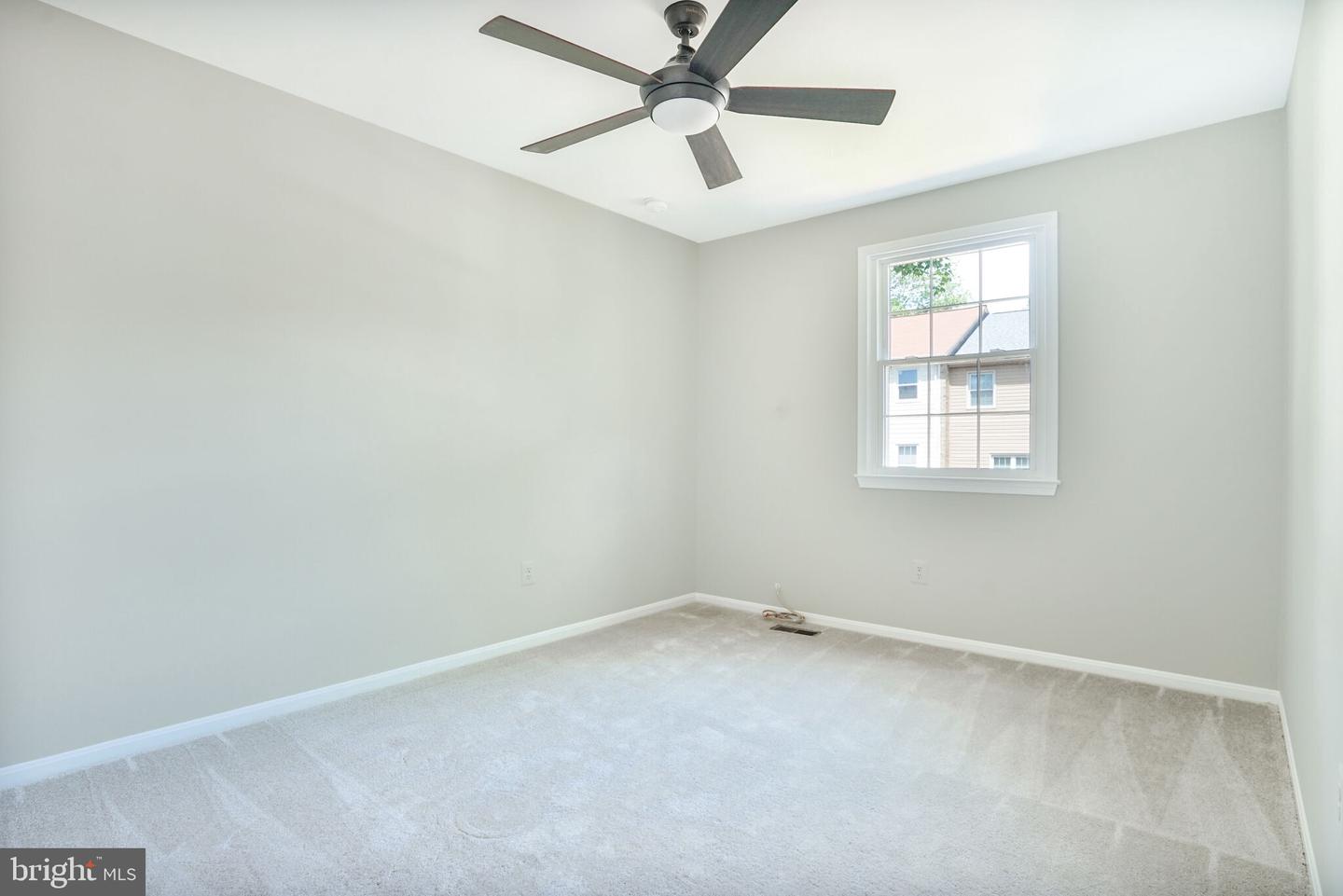 9807 SPILLWAY CT, BURKE, Virginia 22015, 3 Bedrooms Bedrooms, ,2 BathroomsBathrooms,Residential,For sale,9807 SPILLWAY CT,VAFX2239572 MLS # VAFX2239572