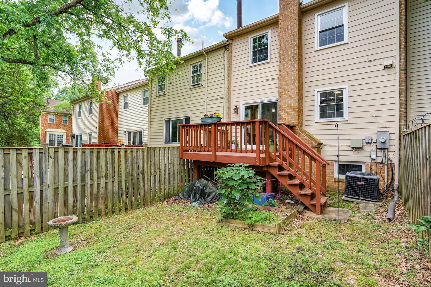 9807 SPILLWAY CT, BURKE, Virginia 22015, 3 Bedrooms Bedrooms, ,2 BathroomsBathrooms,Residential,For sale,9807 SPILLWAY CT,VAFX2239572 MLS # VAFX2239572