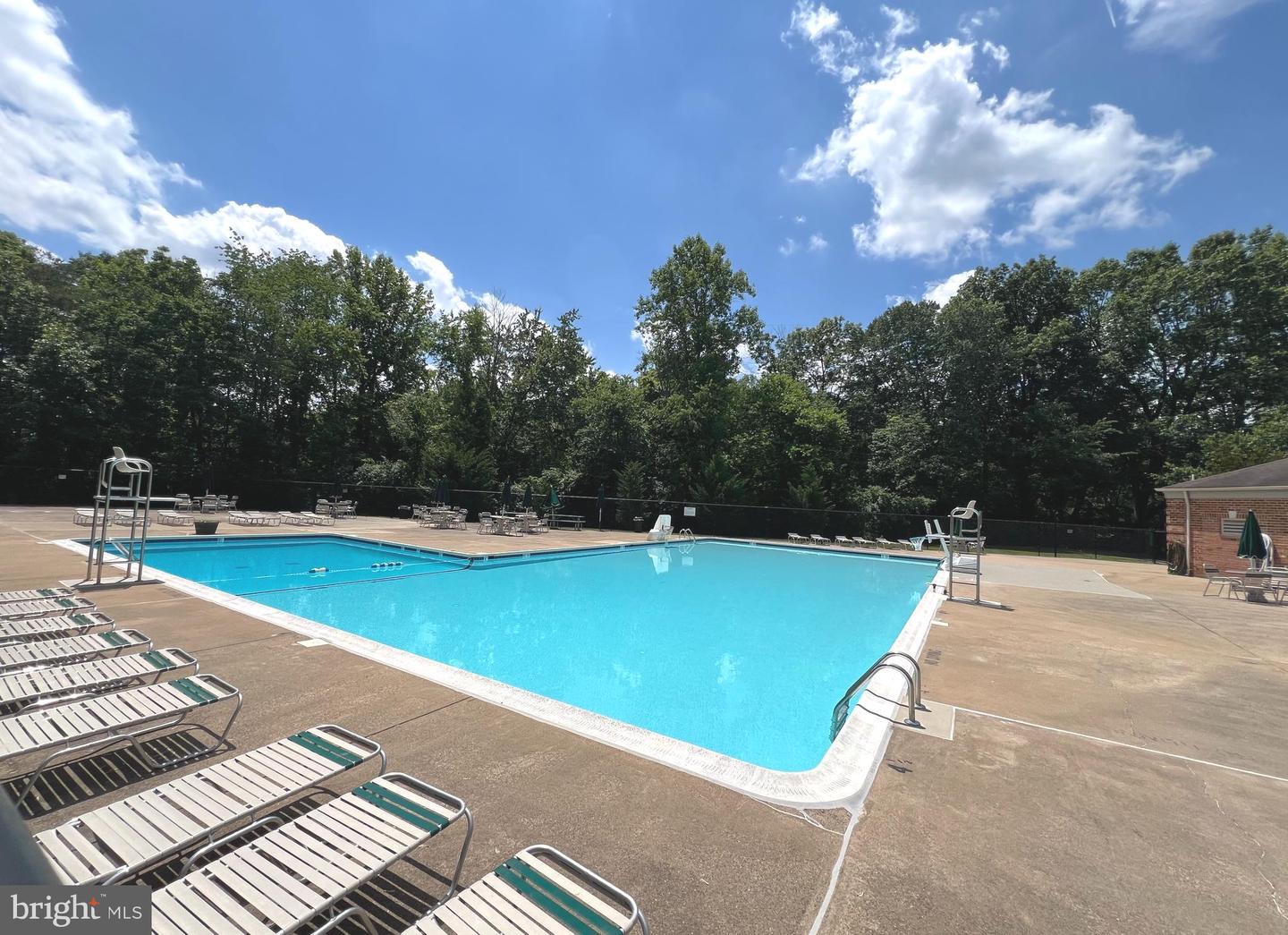 9807 SPILLWAY CT, BURKE, Virginia 22015, 3 Bedrooms Bedrooms, ,2 BathroomsBathrooms,Residential,For sale,9807 SPILLWAY CT,VAFX2239572 MLS # VAFX2239572