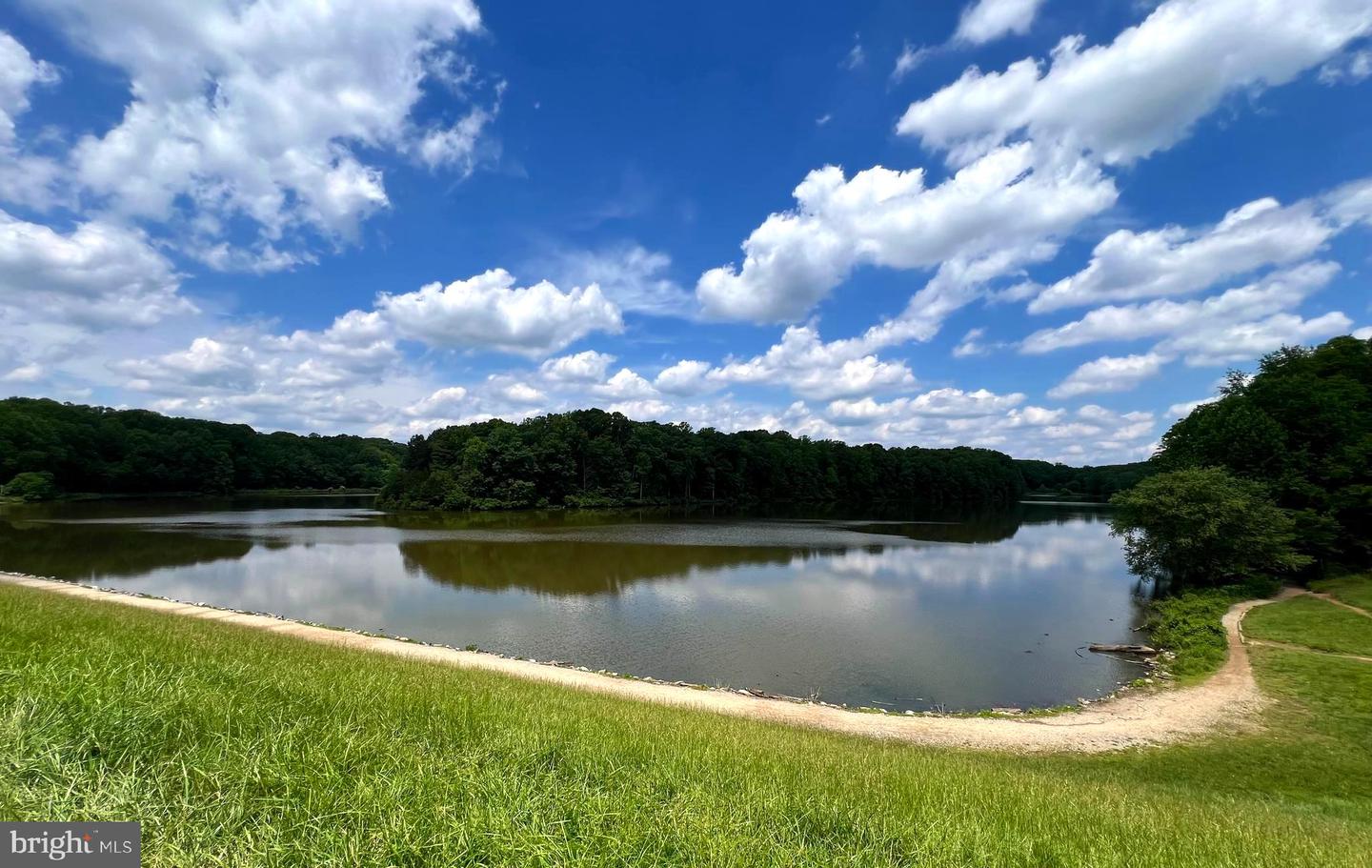 9807 SPILLWAY CT, BURKE, Virginia 22015, 3 Bedrooms Bedrooms, ,2 BathroomsBathrooms,Residential,For sale,9807 SPILLWAY CT,VAFX2239572 MLS # VAFX2239572
