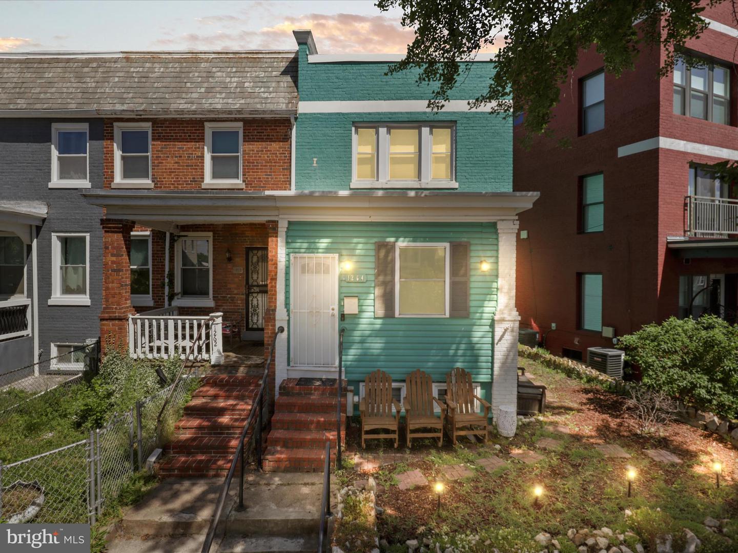 1264 PENN ST NE, WASHINGTON, District Of Columbia 20002, 3 Bedrooms Bedrooms, ,2 BathroomsBathrooms,Residential,For sale,1264 PENN ST NE,DCDC2199790 MLS # DCDC2199790