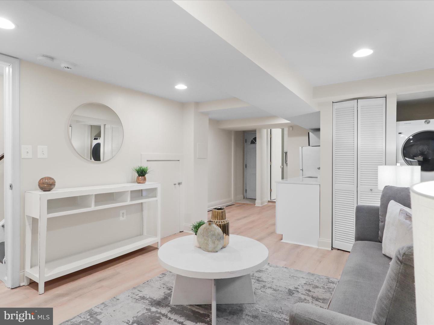 1264 PENN ST NE, WASHINGTON, District Of Columbia 20002, 3 Bedrooms Bedrooms, ,2 BathroomsBathrooms,Residential,For sale,1264 PENN ST NE,DCDC2199790 MLS # DCDC2199790