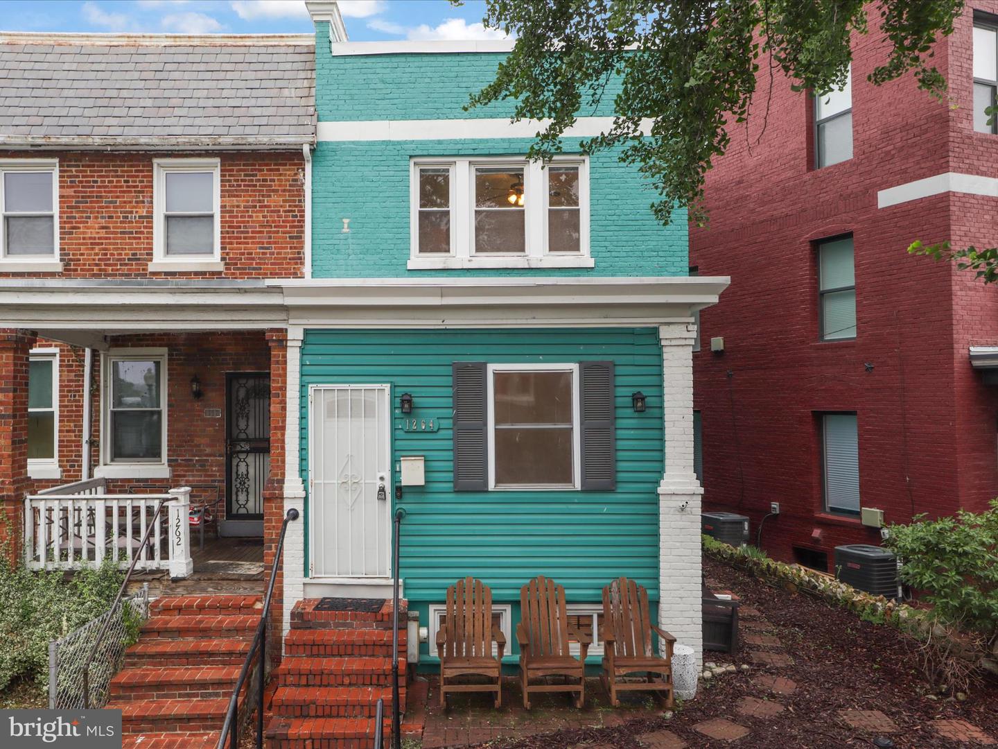 1264 PENN ST NE, WASHINGTON, District Of Columbia 20002, 3 Bedrooms Bedrooms, ,2 BathroomsBathrooms,Residential,For sale,1264 PENN ST NE,DCDC2199790 MLS # DCDC2199790