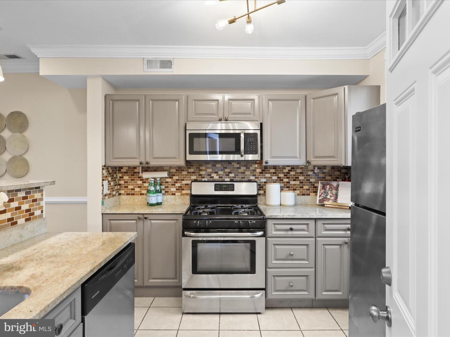 1264 PENN ST NE, WASHINGTON, District Of Columbia 20002, 3 Bedrooms Bedrooms, ,2 BathroomsBathrooms,Residential,For sale,1264 PENN ST NE,DCDC2199790 MLS # DCDC2199790