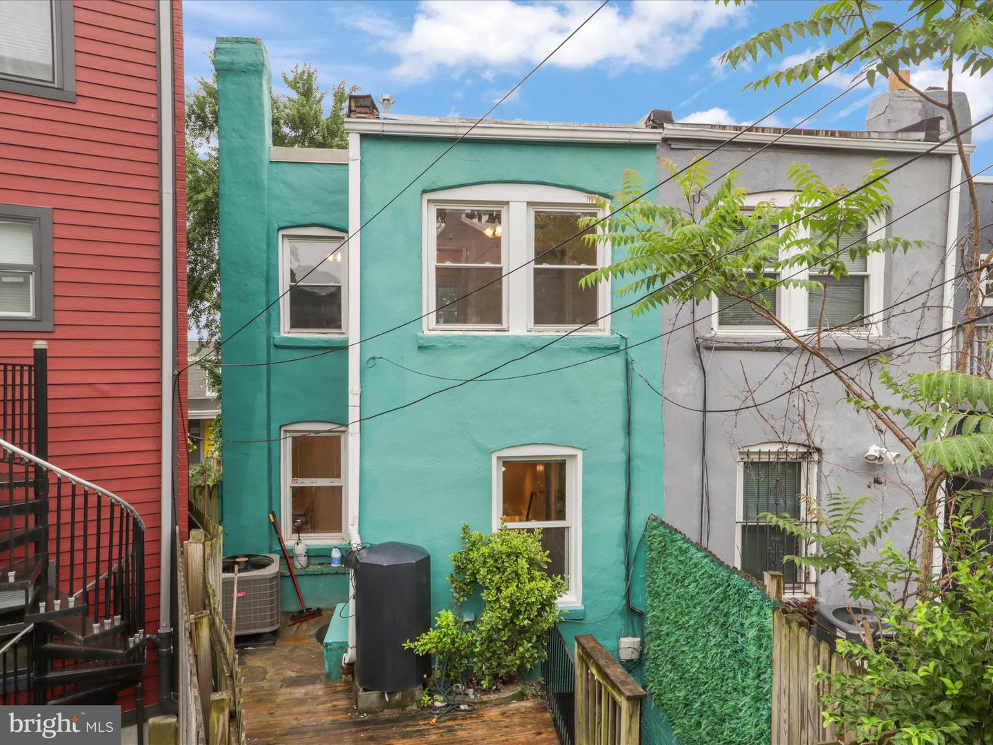 1264 PENN ST NE, WASHINGTON, District Of Columbia 20002, 3 Bedrooms Bedrooms, ,2 BathroomsBathrooms,Residential,For sale,1264 PENN ST NE,DCDC2199790 MLS # DCDC2199790