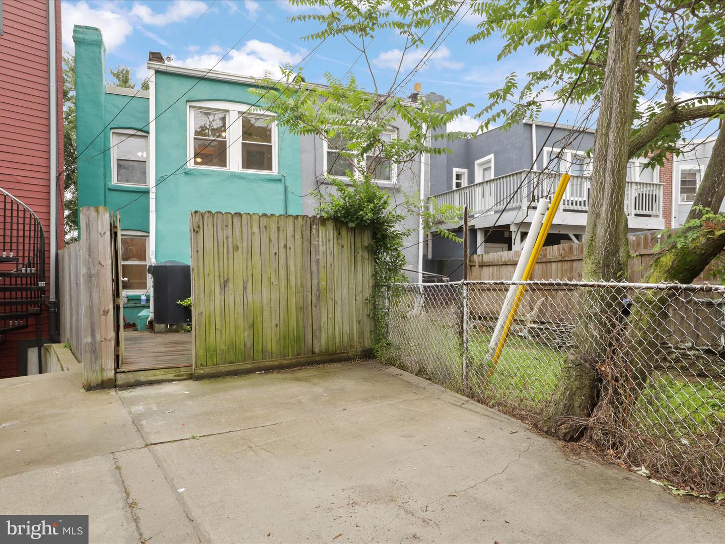 1264 PENN ST NE, WASHINGTON, District Of Columbia 20002, 3 Bedrooms Bedrooms, ,2 BathroomsBathrooms,Residential,For sale,1264 PENN ST NE,DCDC2199790 MLS # DCDC2199790