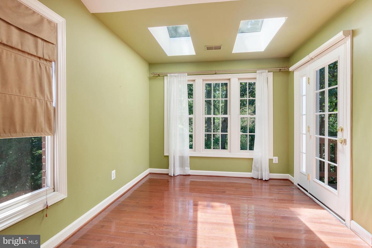 6723 ROYAL THOMAS WAY, ALEXANDRIA, Virginia 22315, 4 Bedrooms Bedrooms, ,3 BathroomsBathrooms,Residential,For sale,6723 ROYAL THOMAS WAY,VAFX2239832 MLS # VAFX2239832