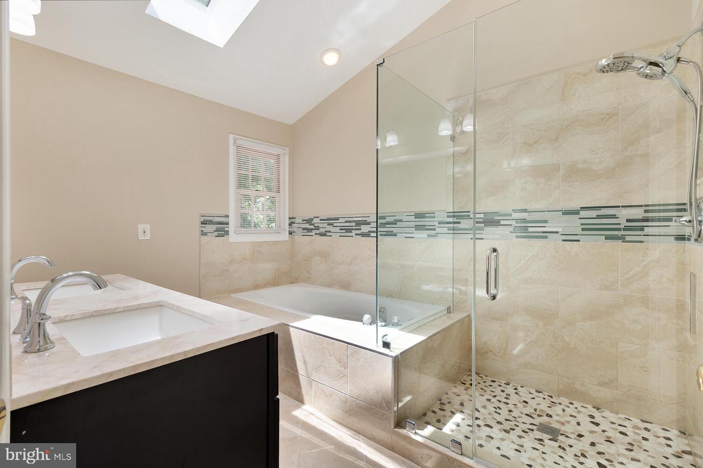 6723 ROYAL THOMAS WAY, ALEXANDRIA, Virginia 22315, 4 Bedrooms Bedrooms, ,3 BathroomsBathrooms,Residential,For sale,6723 ROYAL THOMAS WAY,VAFX2239832 MLS # VAFX2239832