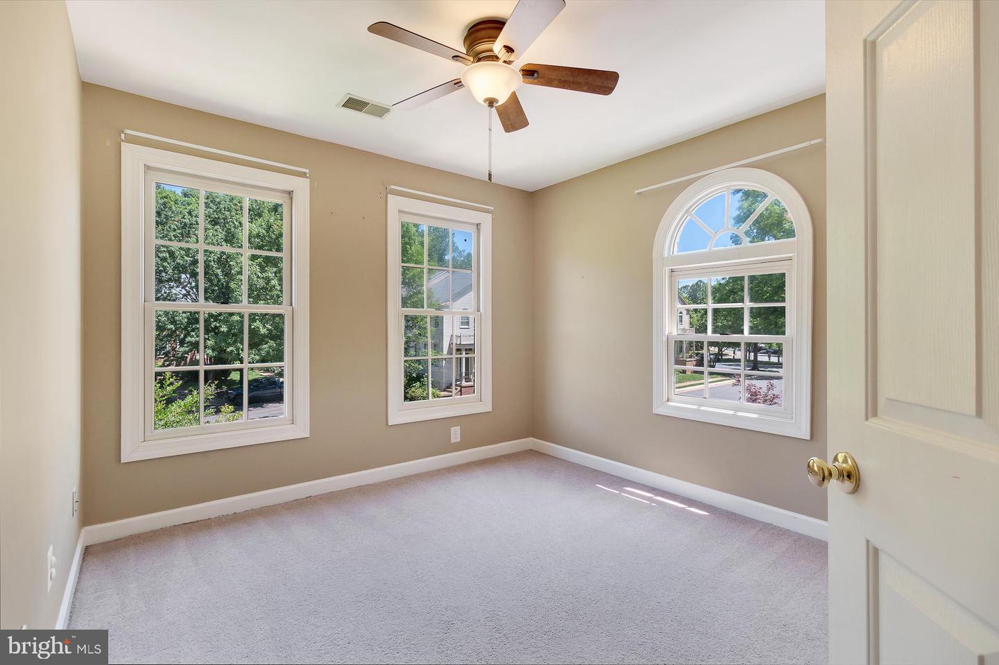 6723 ROYAL THOMAS WAY, ALEXANDRIA, Virginia 22315, 4 Bedrooms Bedrooms, ,3 BathroomsBathrooms,Residential,For sale,6723 ROYAL THOMAS WAY,VAFX2239832 MLS # VAFX2239832