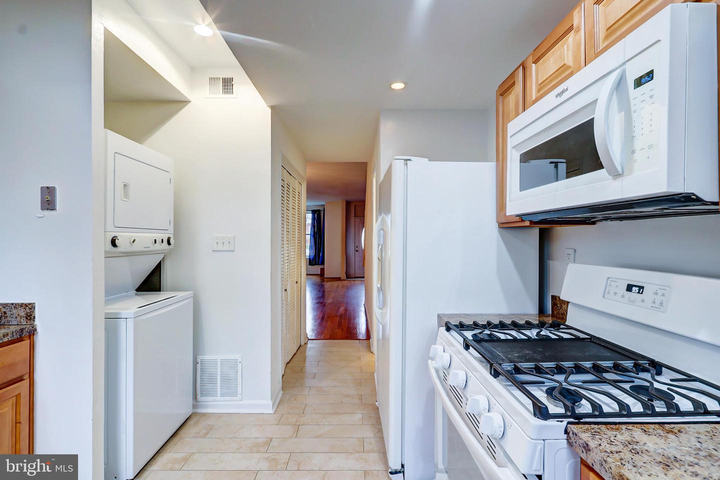 1307 EMERALD ST NE, WASHINGTON, District Of Columbia 20002, 3 Bedrooms Bedrooms, ,1 BathroomBathrooms,Residential,For sale,1307 EMERALD ST NE,DCDC2199908 MLS # DCDC2199908