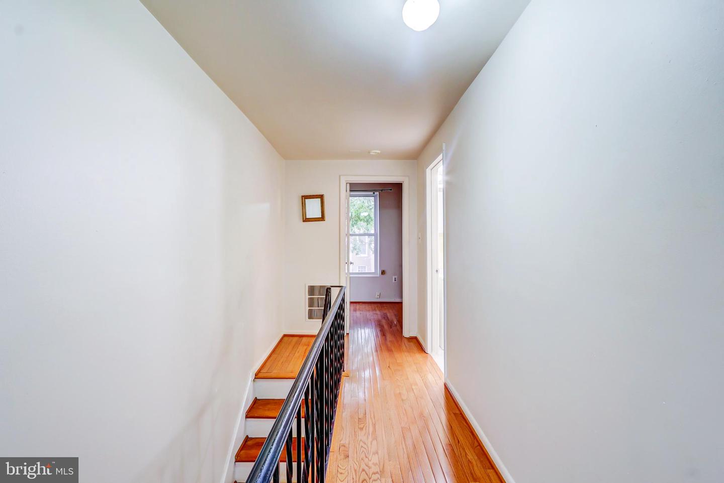 1307 EMERALD ST NE, WASHINGTON, District Of Columbia 20002, 3 Bedrooms Bedrooms, ,1 BathroomBathrooms,Residential,For sale,1307 EMERALD ST NE,DCDC2199908 MLS # DCDC2199908
