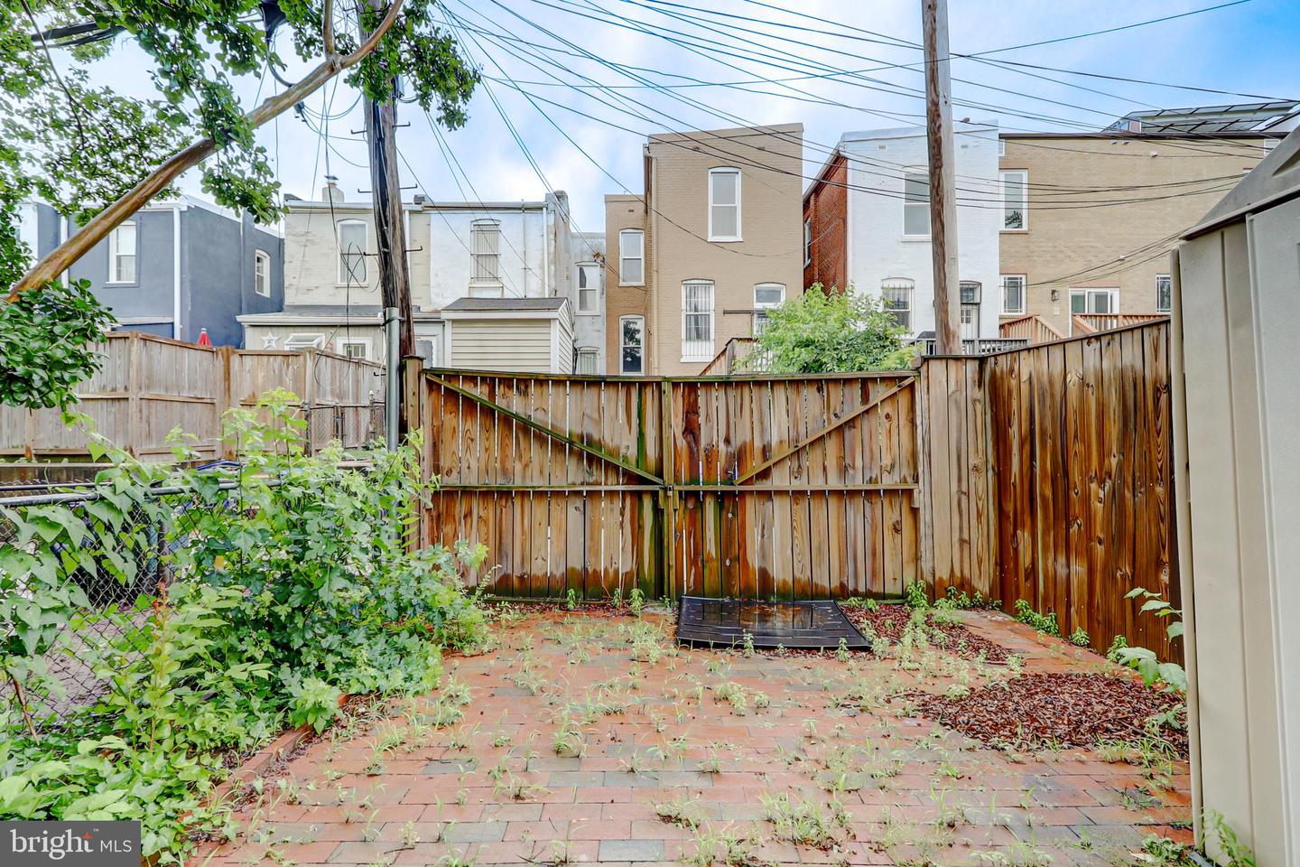 1307 EMERALD ST NE, WASHINGTON, District Of Columbia 20002, 3 Bedrooms Bedrooms, ,1 BathroomBathrooms,Residential,For sale,1307 EMERALD ST NE,DCDC2199908 MLS # DCDC2199908