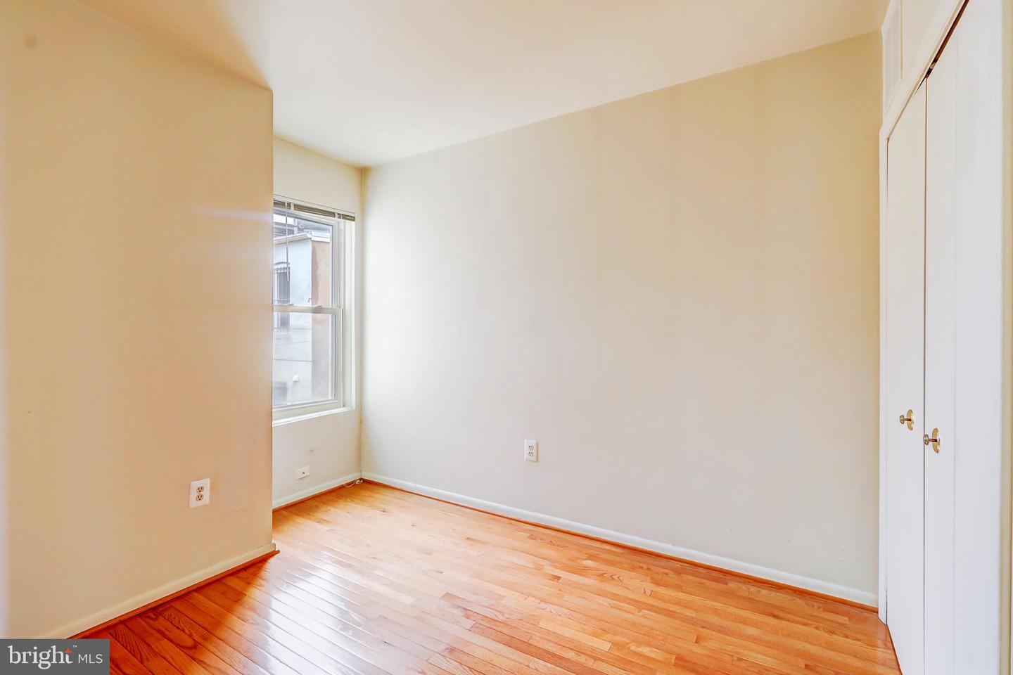1307 EMERALD ST NE, WASHINGTON, District Of Columbia 20002, 3 Bedrooms Bedrooms, ,1 BathroomBathrooms,Residential,For sale,1307 EMERALD ST NE,DCDC2199908 MLS # DCDC2199908
