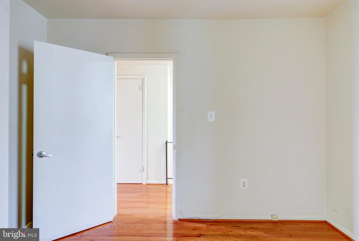 1307 EMERALD ST NE, WASHINGTON, District Of Columbia 20002, 3 Bedrooms Bedrooms, ,1 BathroomBathrooms,Residential,For sale,1307 EMERALD ST NE,DCDC2199908 MLS # DCDC2199908
