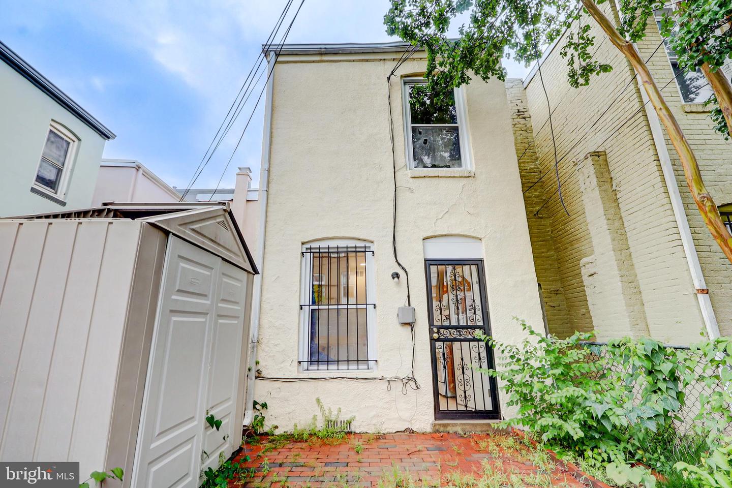 1307 EMERALD ST NE, WASHINGTON, District Of Columbia 20002, 3 Bedrooms Bedrooms, ,1 BathroomBathrooms,Residential,For sale,1307 EMERALD ST NE,DCDC2199908 MLS # DCDC2199908