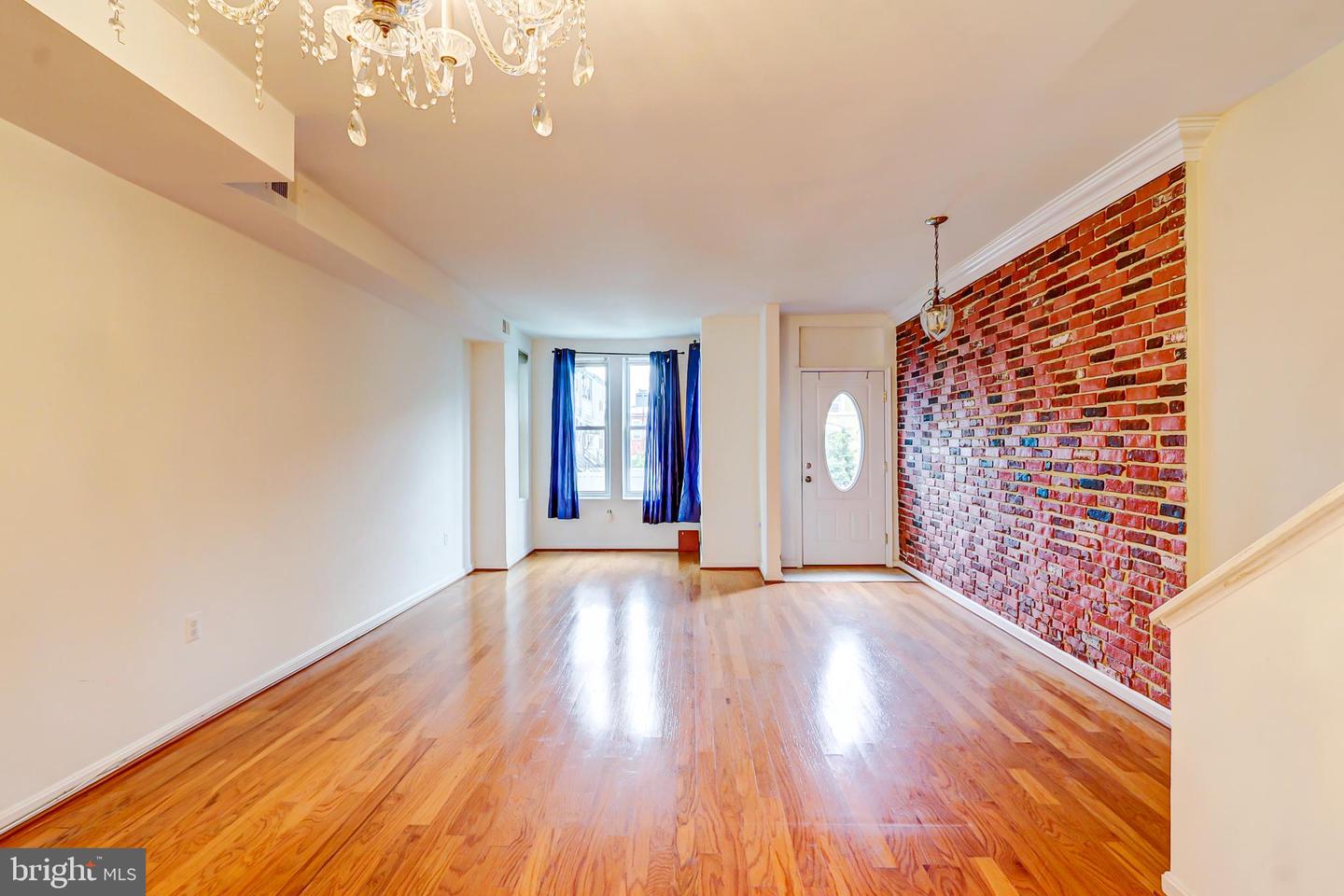 1307 EMERALD ST NE, WASHINGTON, District Of Columbia 20002, 3 Bedrooms Bedrooms, ,1 BathroomBathrooms,Residential,For sale,1307 EMERALD ST NE,DCDC2199908 MLS # DCDC2199908