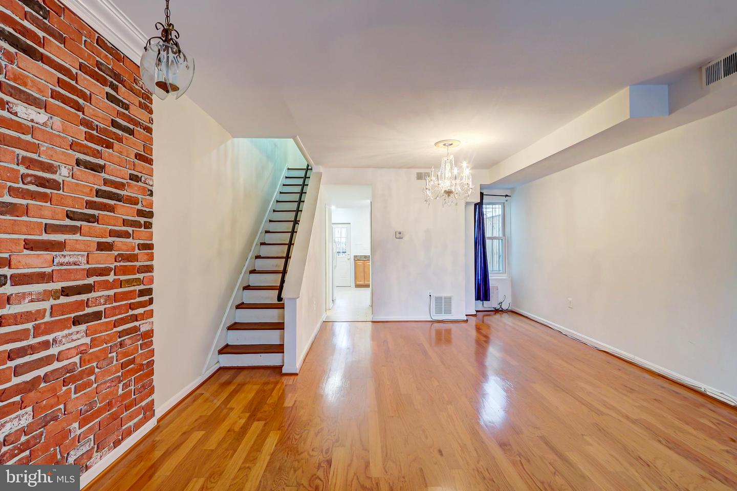 1307 EMERALD ST NE, WASHINGTON, District Of Columbia 20002, 3 Bedrooms Bedrooms, ,1 BathroomBathrooms,Residential,For sale,1307 EMERALD ST NE,DCDC2199908 MLS # DCDC2199908
