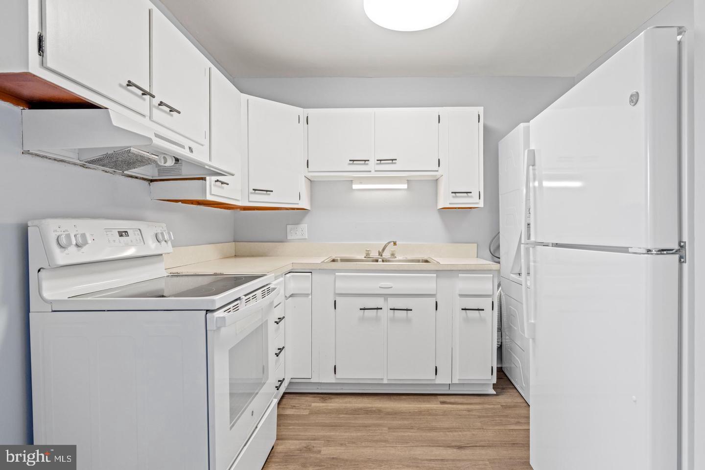 312 E CORNELL DR, STERLING, Virginia 20164, 2 Bedrooms Bedrooms, ,1 BathroomBathrooms,Residential,For sale,312 E CORNELL DR,VALO2096106 MLS # VALO2096106