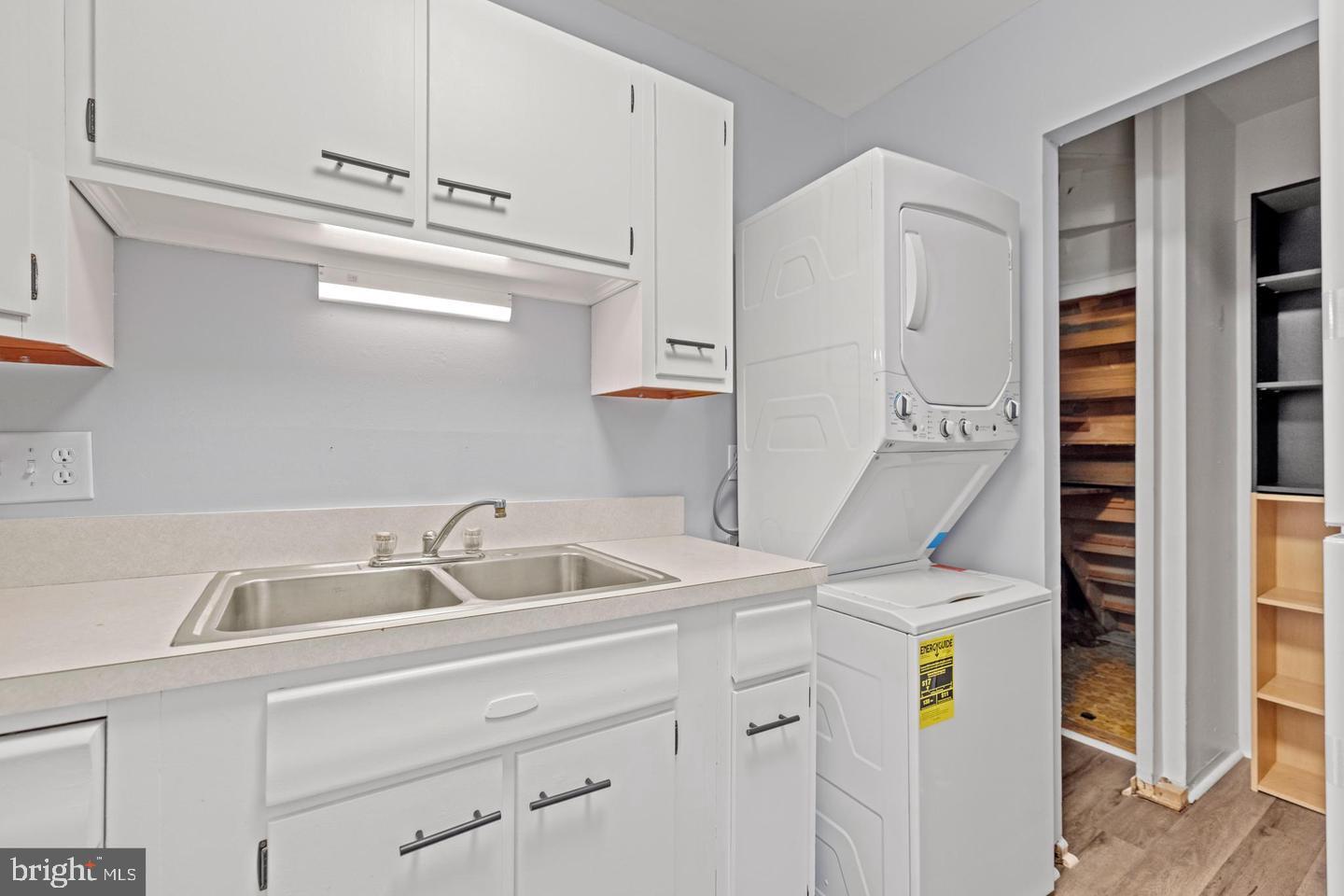 312 E CORNELL DR, STERLING, Virginia 20164, 2 Bedrooms Bedrooms, ,1 BathroomBathrooms,Residential,For sale,312 E CORNELL DR,VALO2096106 MLS # VALO2096106