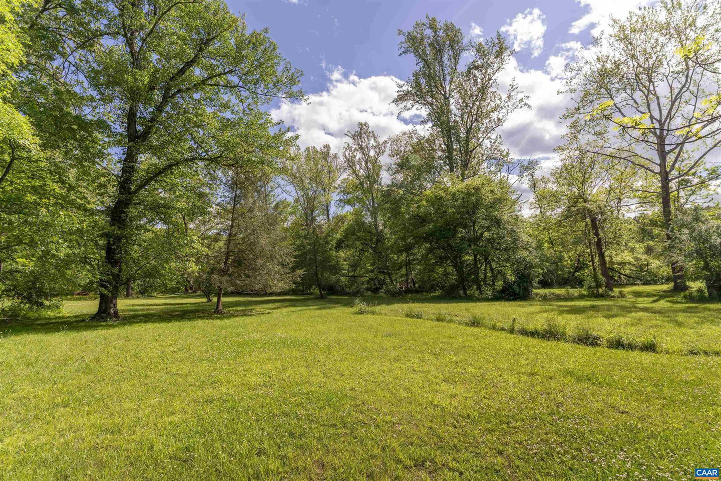 5629 FITZGERALD RD, CHARLOTTESVILLE, Virginia 22903, 2 Bedrooms Bedrooms, ,2 BathroomsBathrooms,Residential,For sale,5629 FITZGERALD RD,664383 MLS # 664383