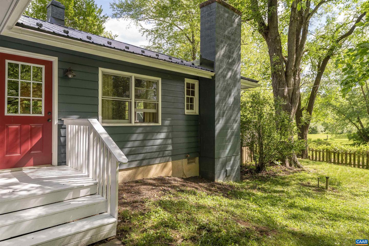 5629 FITZGERALD RD, CHARLOTTESVILLE, Virginia 22903, 2 Bedrooms Bedrooms, ,2 BathroomsBathrooms,Residential,For sale,5629 FITZGERALD RD,664383 MLS # 664383