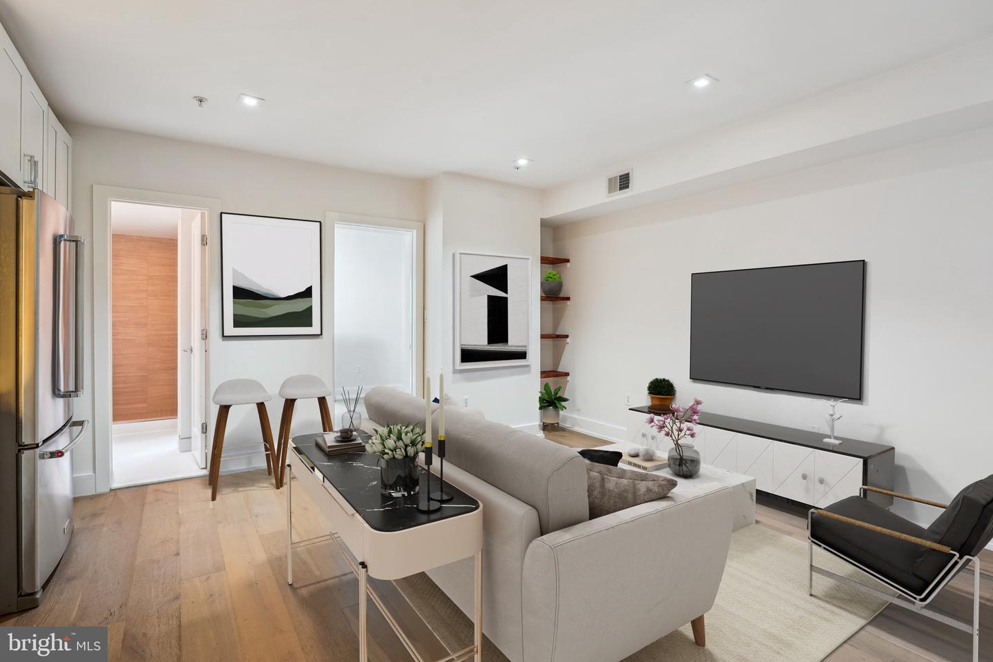 5110 FORT TOTTEN DR NE #4, WASHINGTON, District Of Columbia 20011, 2 Bedrooms Bedrooms, ,2 BathroomsBathrooms,Residential,For sale,5110 FORT TOTTEN DR NE #4,DCDC2200212 MLS # DCDC2200212